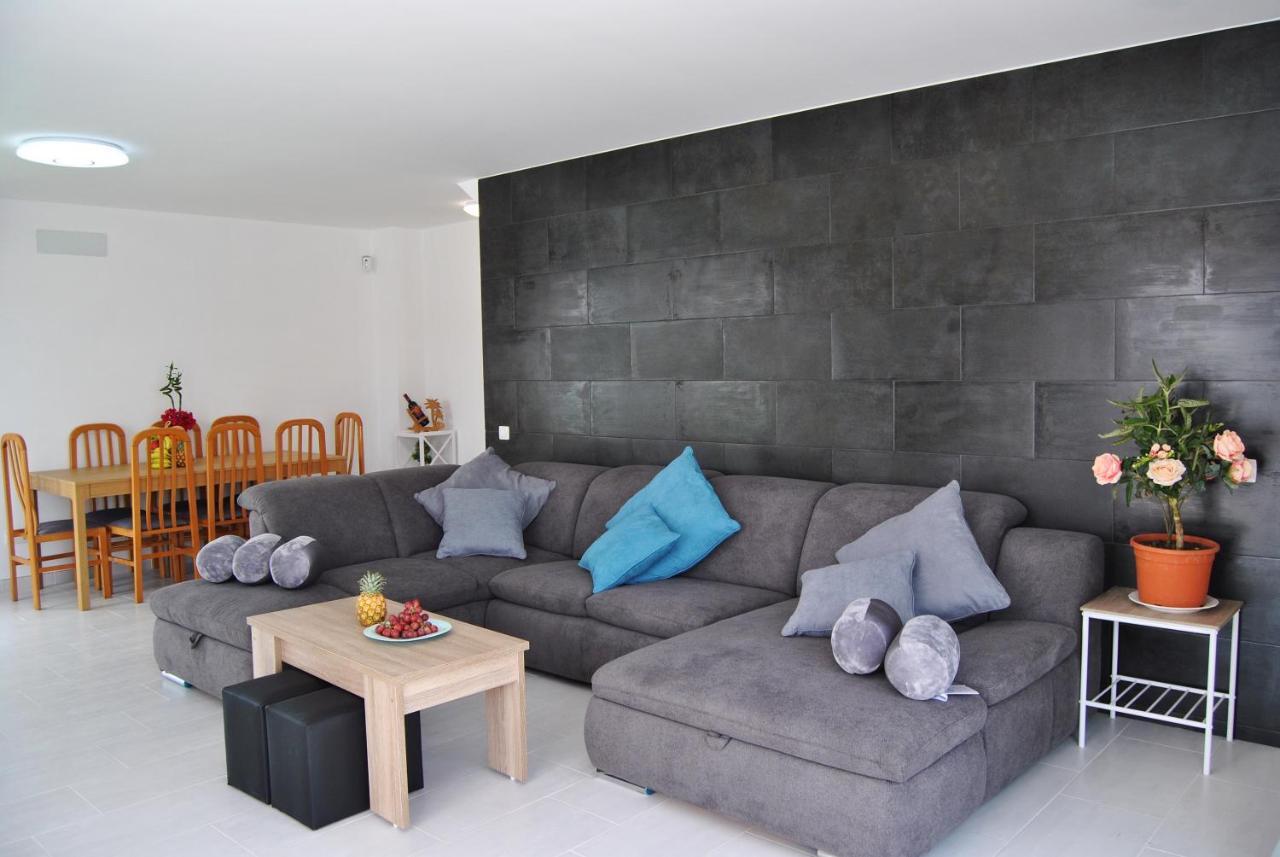 Big Villa Tauro With Private Heated Saltwater Pool & Jacuzzi & Bbq & Game Room & Arcade Games Mogán Exteriör bild